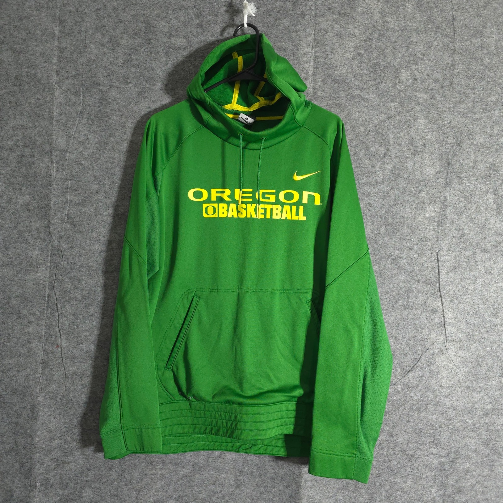 Nike Oregon Basketball ThermaFit Hoodie Pullover Green Ncaa Sports Basketball